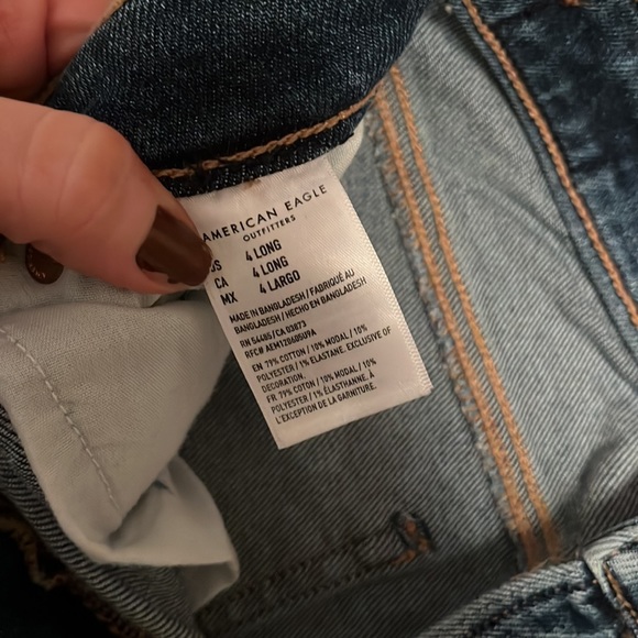 4 Long Highest Rise Mom Jean - Picture 3 of 4